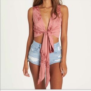 Billabong floral wrap it up crop top small
